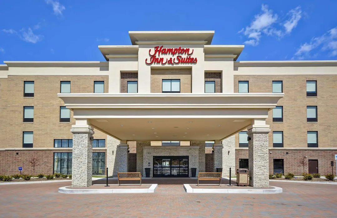 Hampton Inn & Suites Detroit/Warren-1